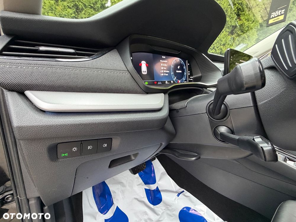 Skoda Octavia 2.0 TDI Sportline DSG - 31