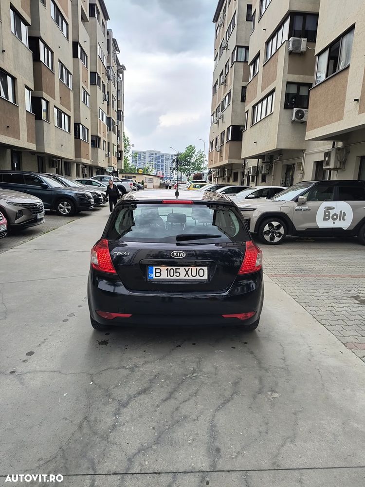 Kia Ceed Cee'd 1.6 DSL City - 2