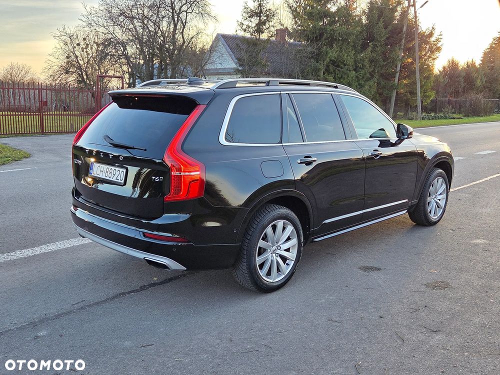 Volvo XC 90 T6 AWD Geartronic Momentum - 4
