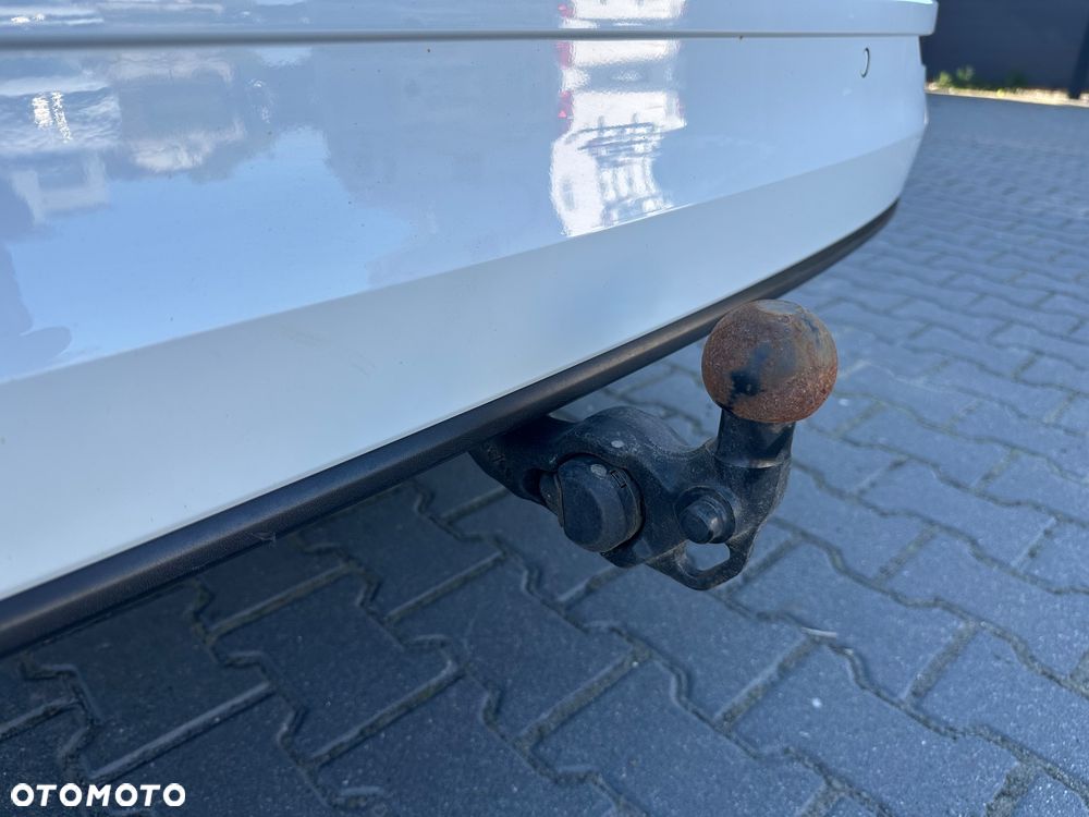 Volkswagen Golf - 19