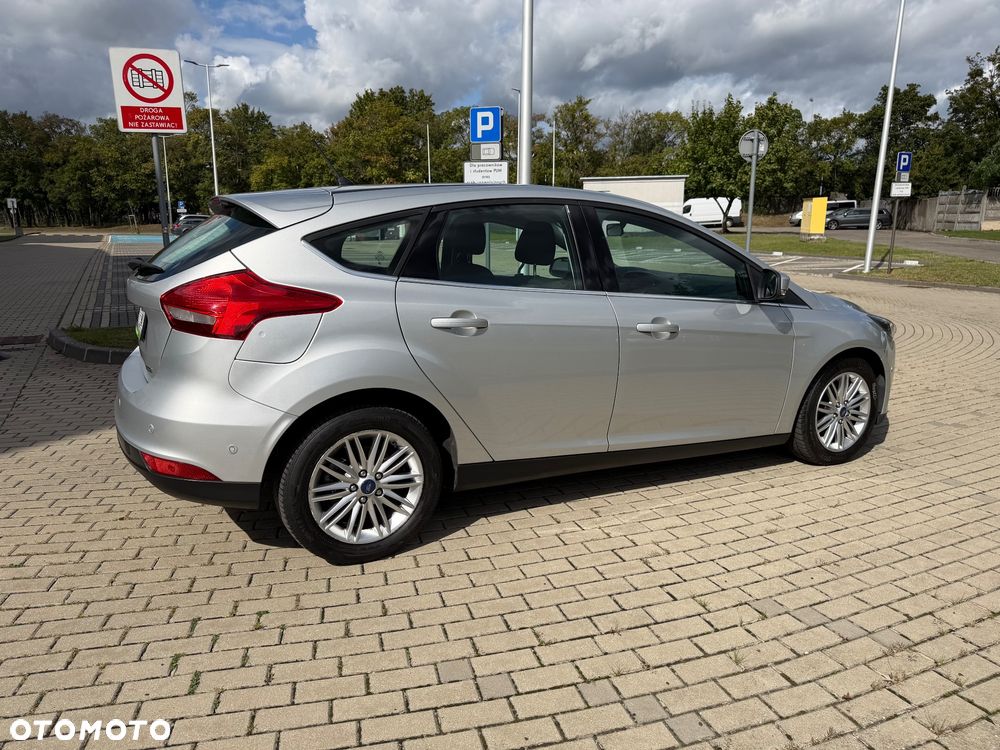 Ford Focus 1.0 EcoBoost Titanium Business - 14