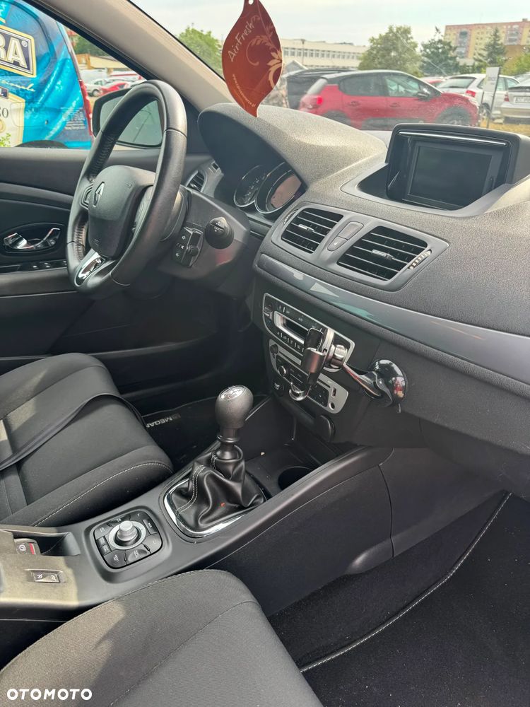 Renault Megane 1.6 16V Limited - 9