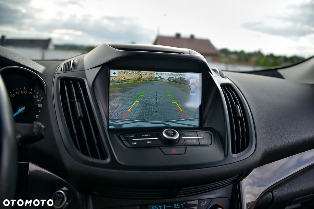 Ford Kuga 2.0 TDCi 4WD Titanium Plus - 27