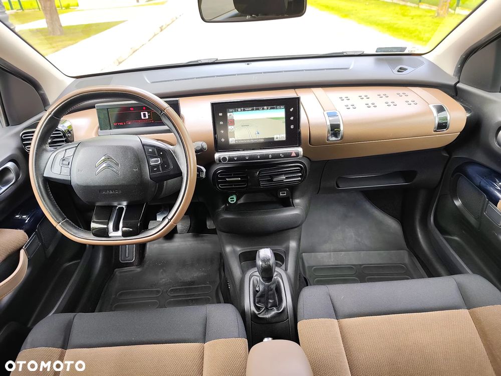Citroën C4 Cactus 1.2 PureTech Shine S&S - 9