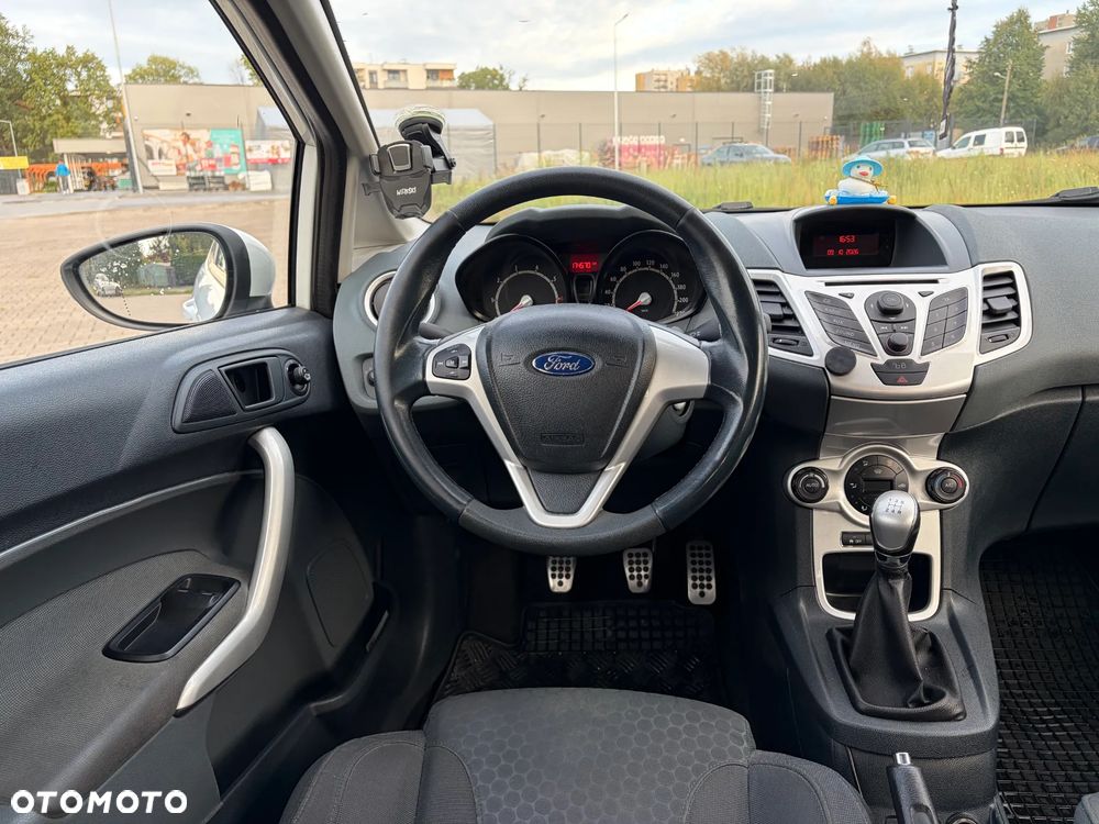 Ford Fiesta 1.6 Sport - 13