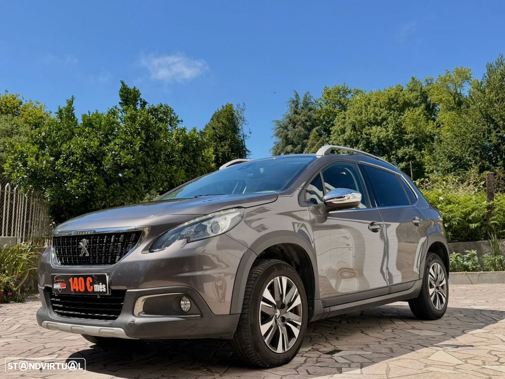 Peugeot 2008 1.2 PureTech Allure EAT6 - 37
