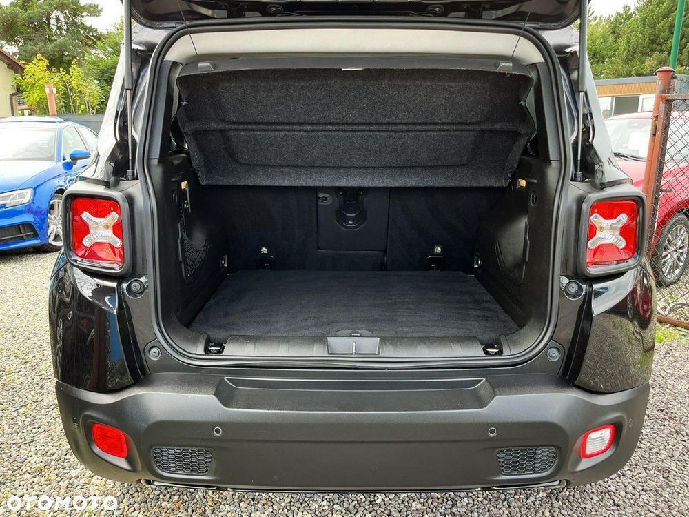 Jeep Renegade 1.6 MultiJet Night Eagle - 37