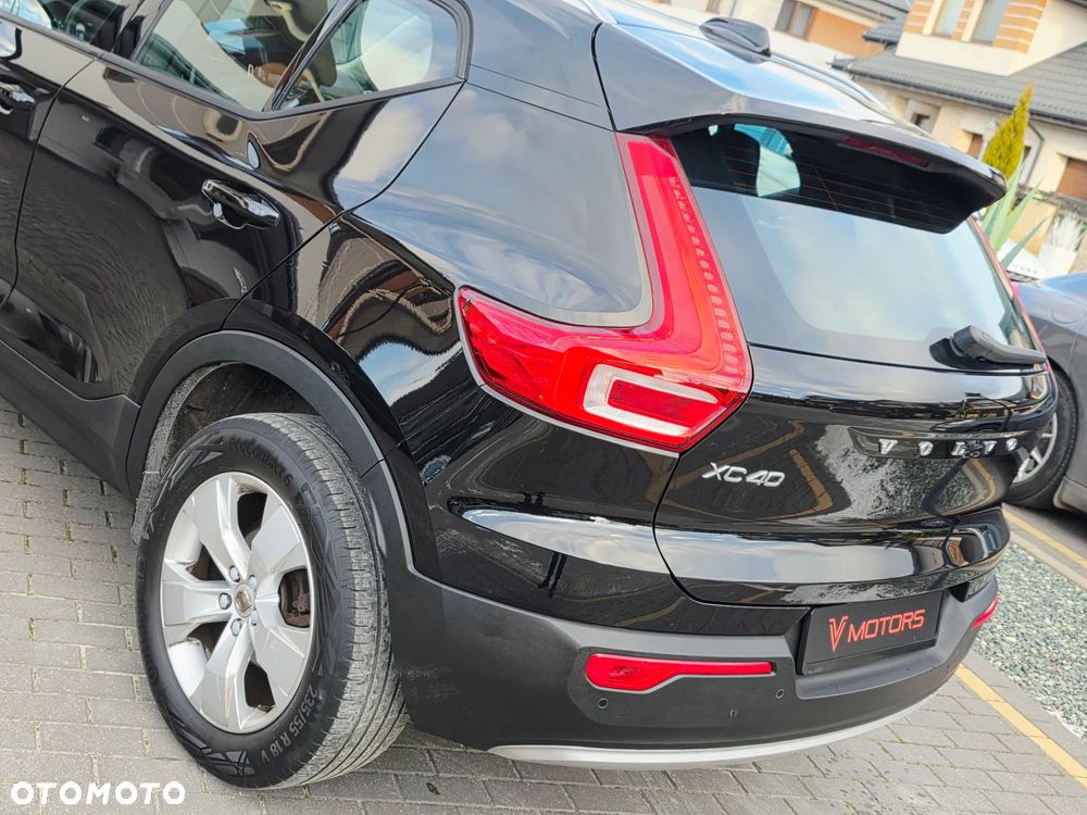 Volvo XC 40 T3 Momentum - 41
