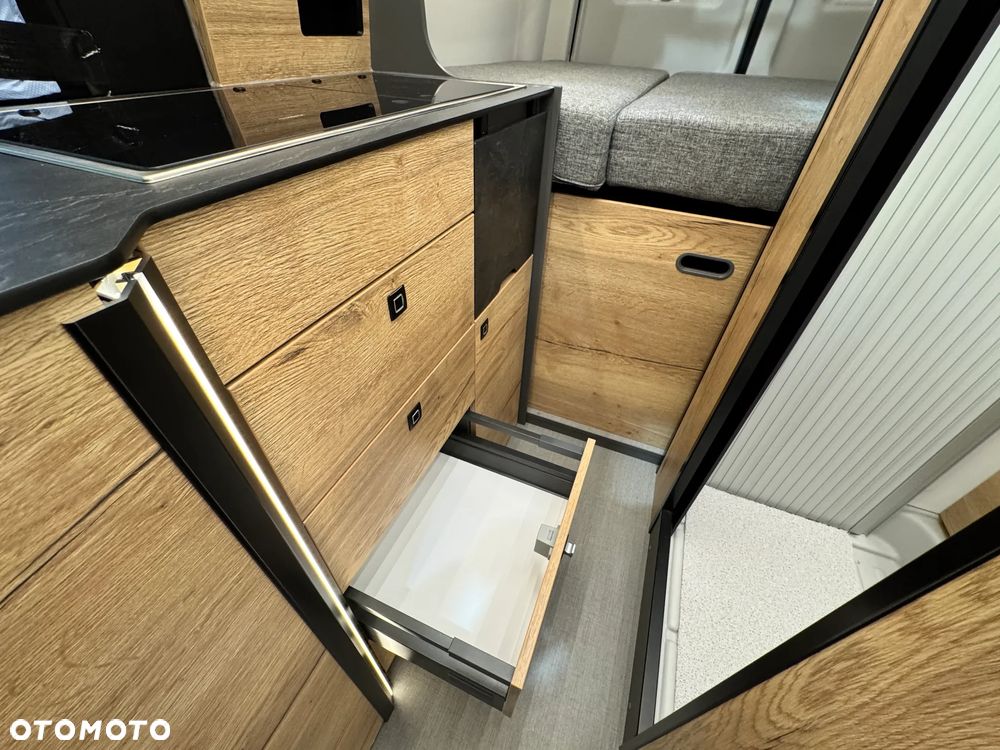 Mercedes-Benz Sprinter - 8