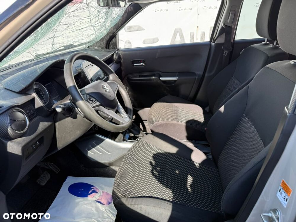 Suzuki Ignis - 27