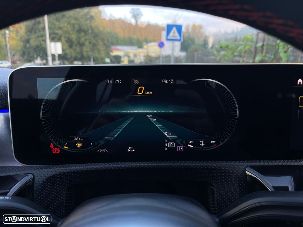 Mercedes-Benz A 180 7G-DCT AMG Line - 54