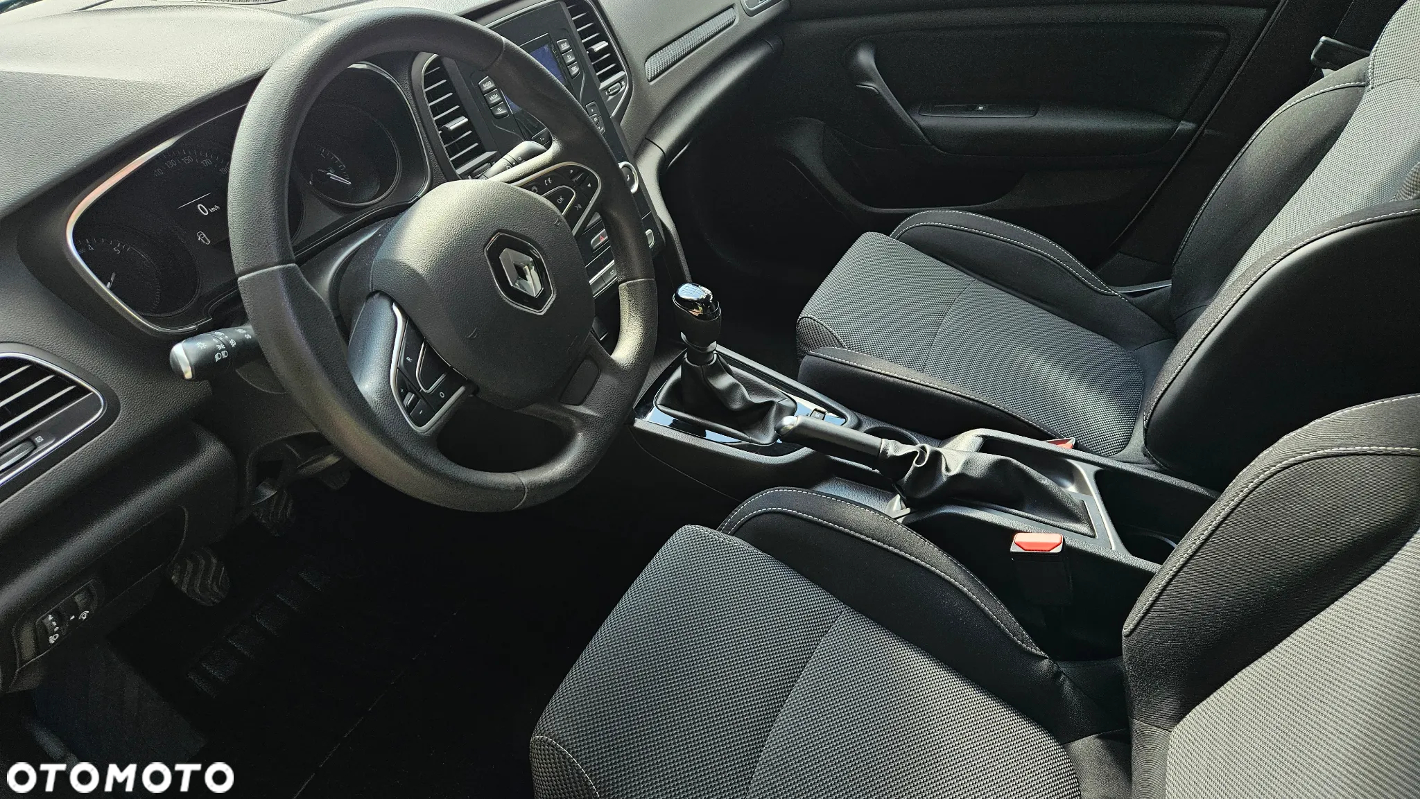 Renault Megane 1.3 TCe FAP Life - 18