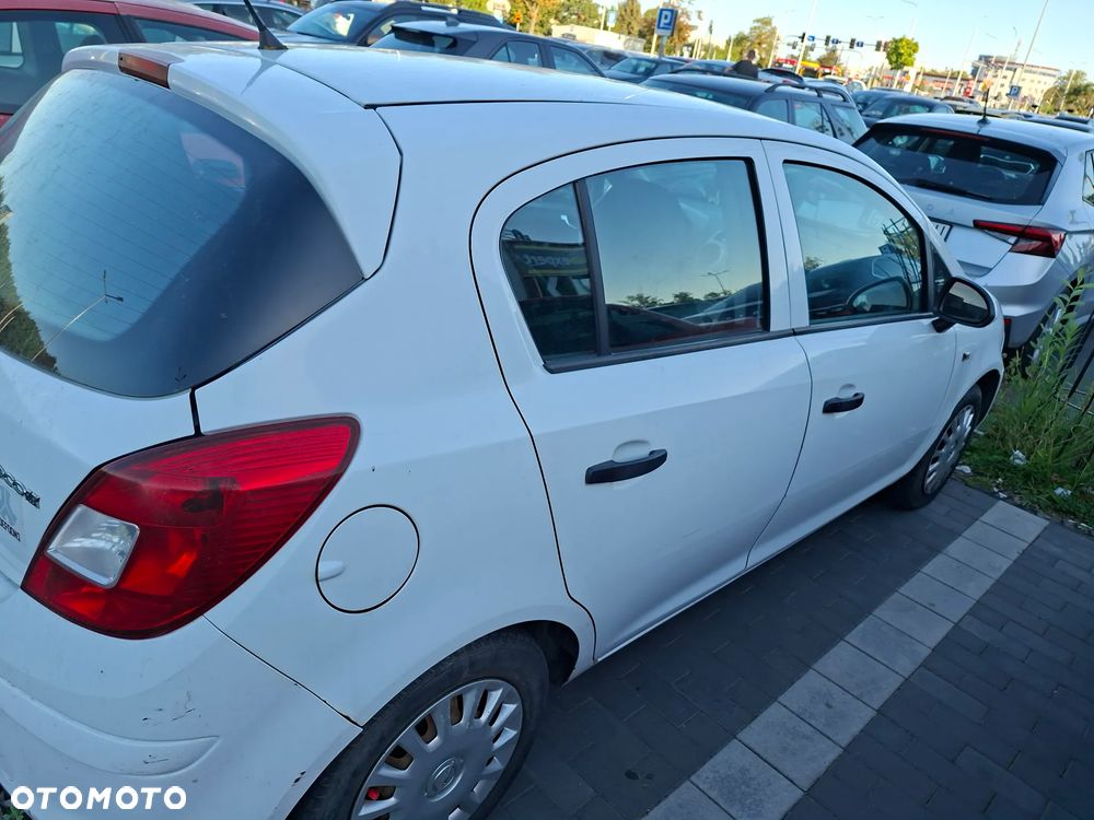 Opel Corsa - 2