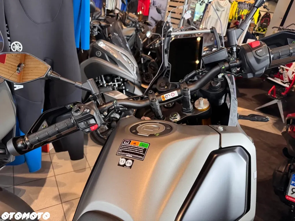 Yamaha Tenere - 7