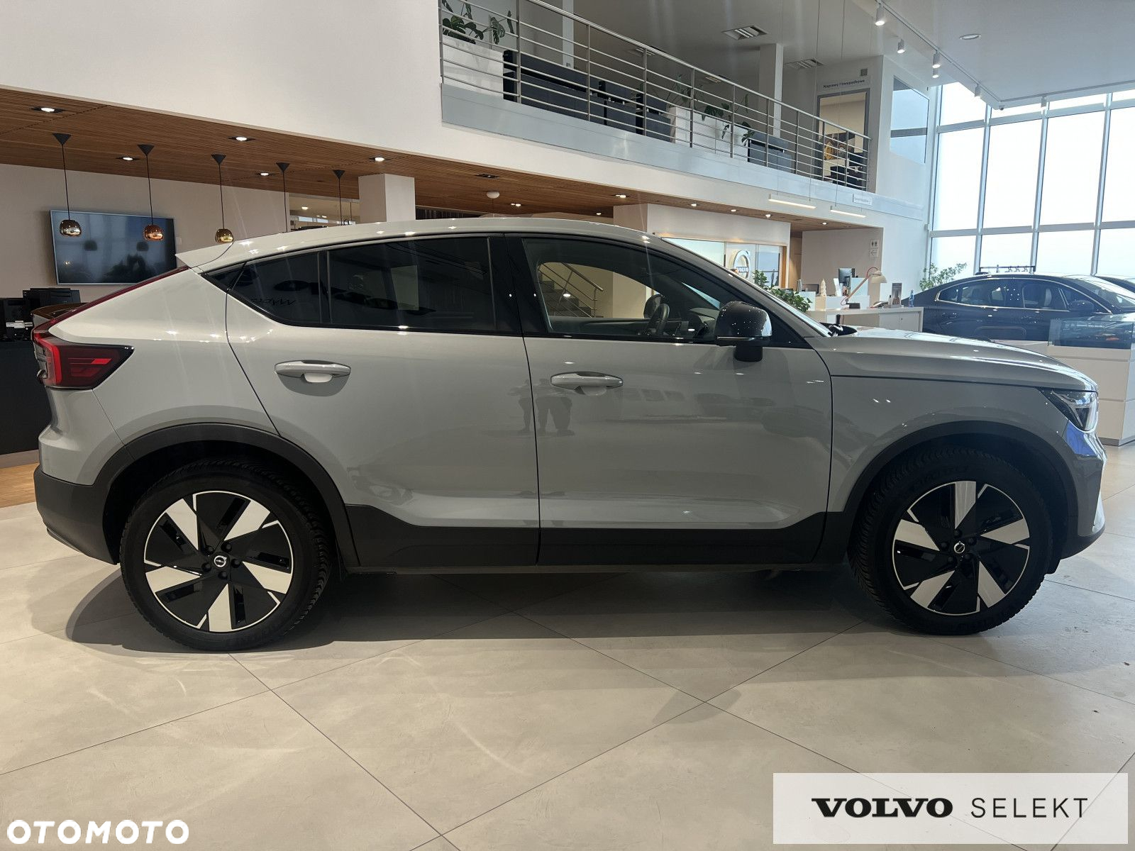 Volvo C40 - 8