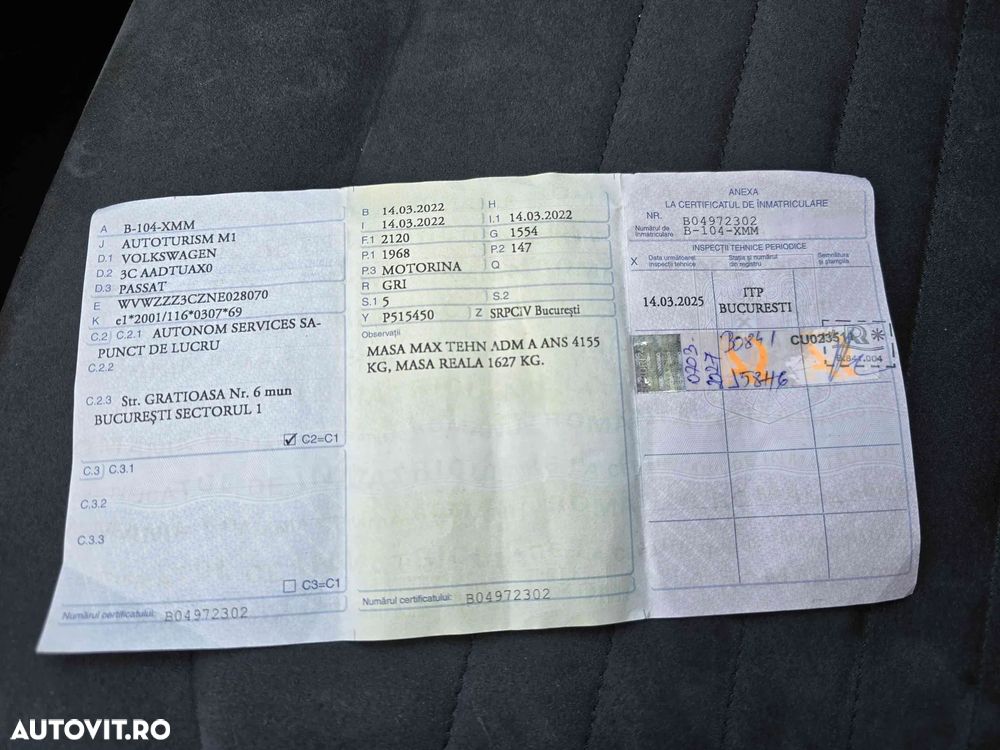 Volkswagen Passat - 18