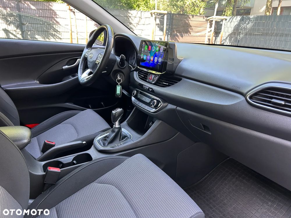 Hyundai i30 1.5 DPI Modern - 6
