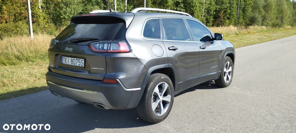Jeep Cherokee - 8