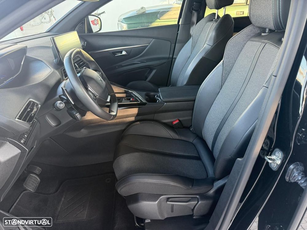 Peugeot 5008 1.2 PureTech Allure Pack EAT8 - 13
