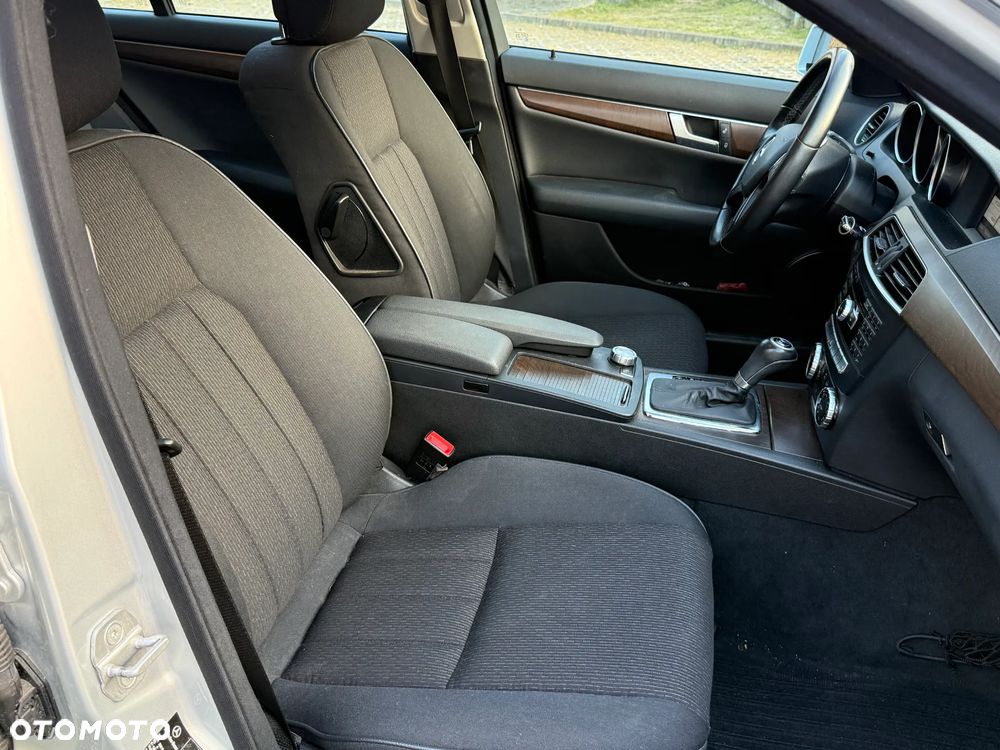 Mercedes-Benz Klasa C - 12