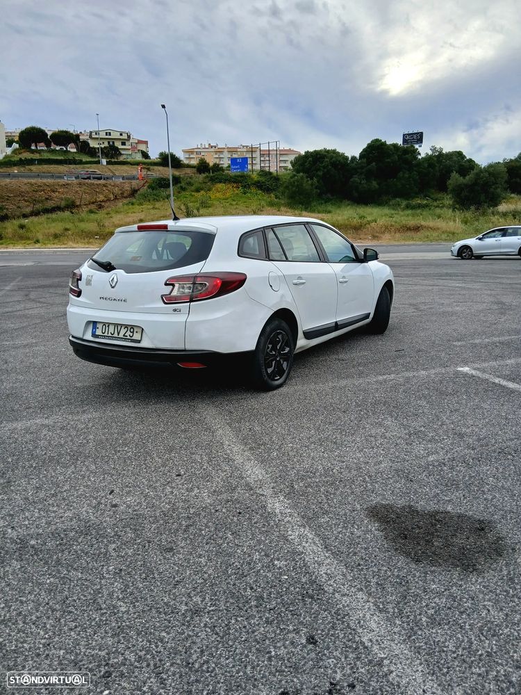 Renault Mégane Sport Tourer 1.5 dCi Dynamique - 4