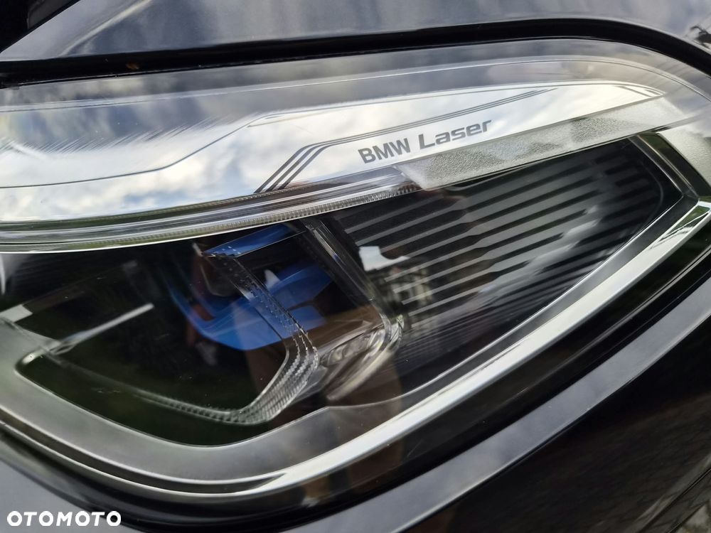 BMW X6 xDrive40d mHEV - 19