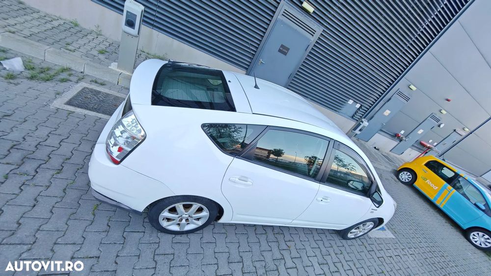 Toyota Prius (Hybrid) Sol - 10