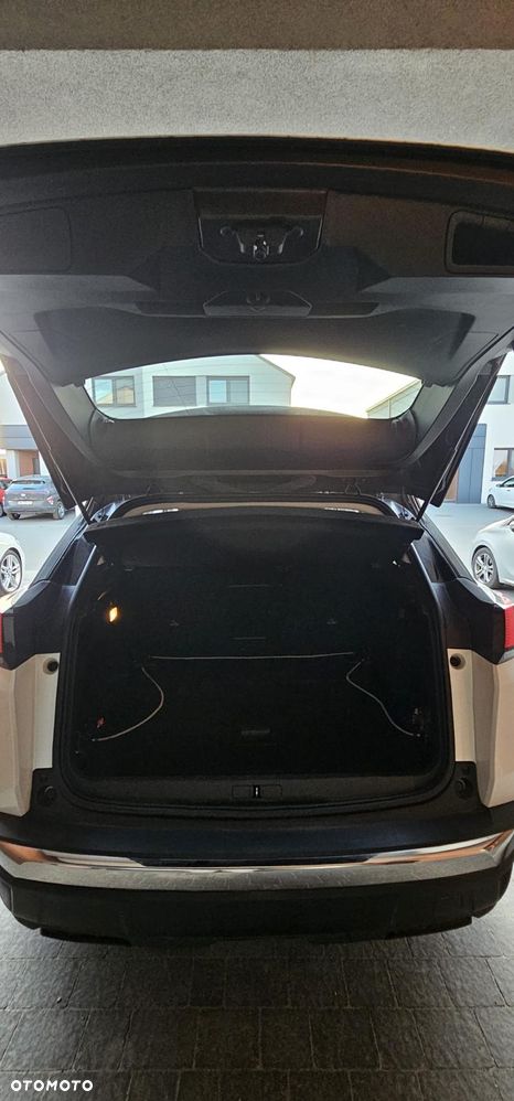 Peugeot 3008 BlueHDi 130 Stop & Start EAT8 Crossway - 15