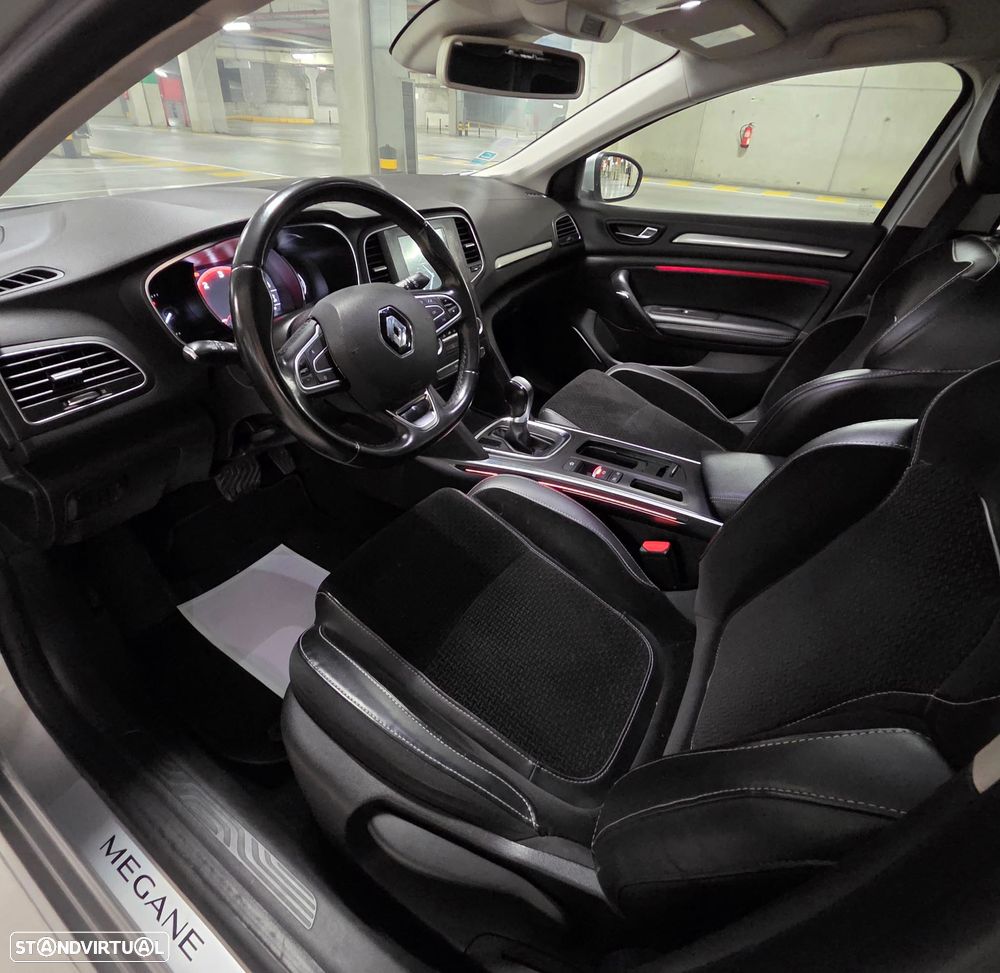 Renault Mégane BLUE dCi 115 EDC INTENS - 24