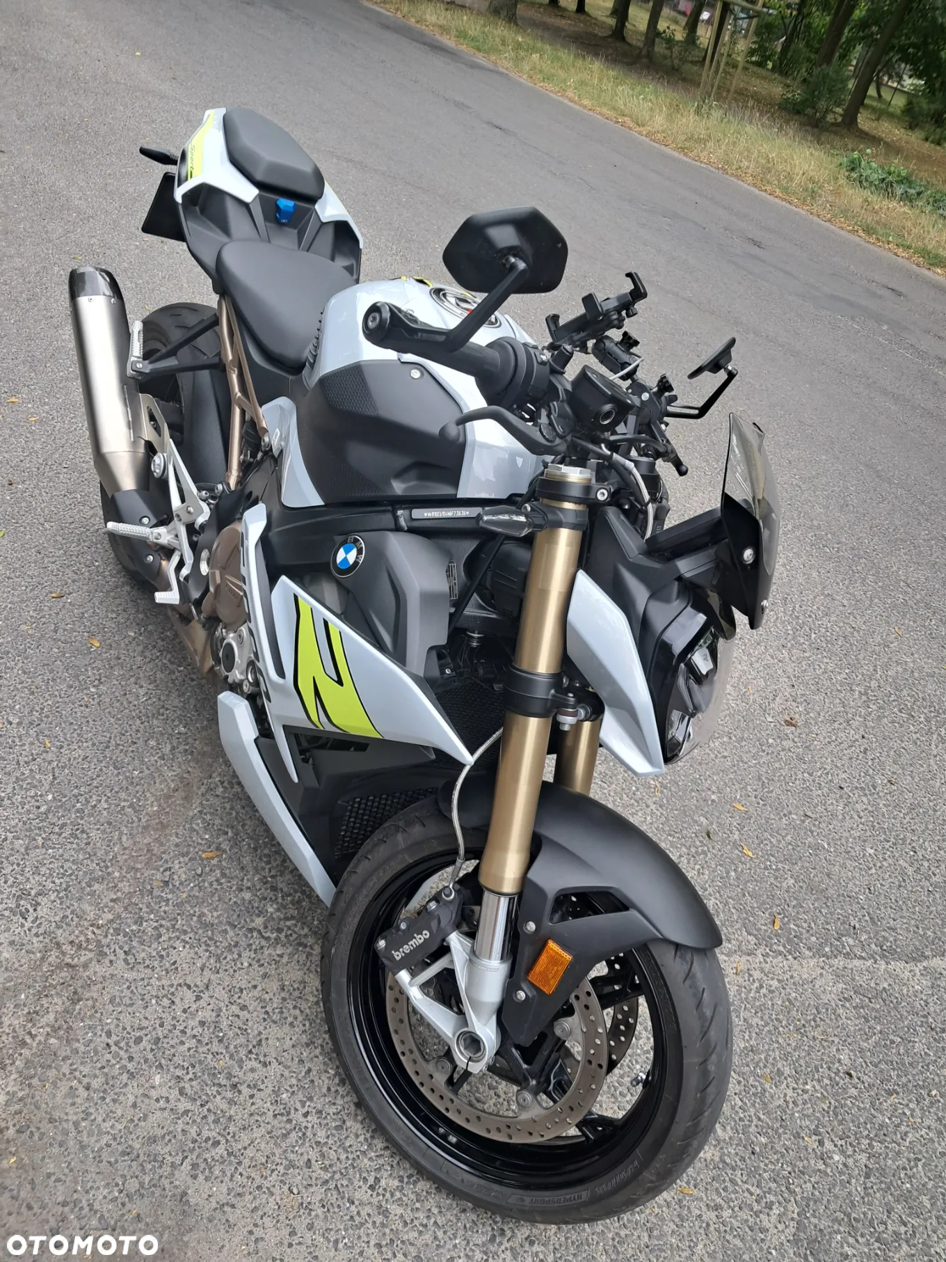 BMW S - 4
