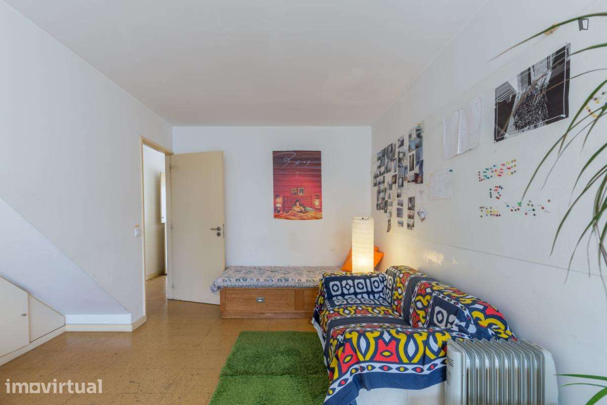 Quarto - localizado em Cedofeita Porto - Grande imagem: 5/26