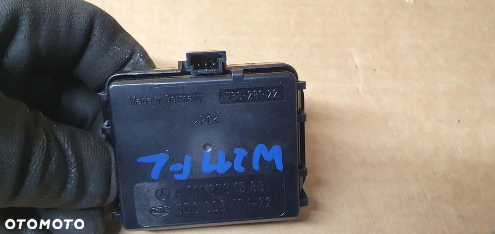 Sensor czujnik deszczu Mercedes E Klasa W211 Lift A2118701585 - 3