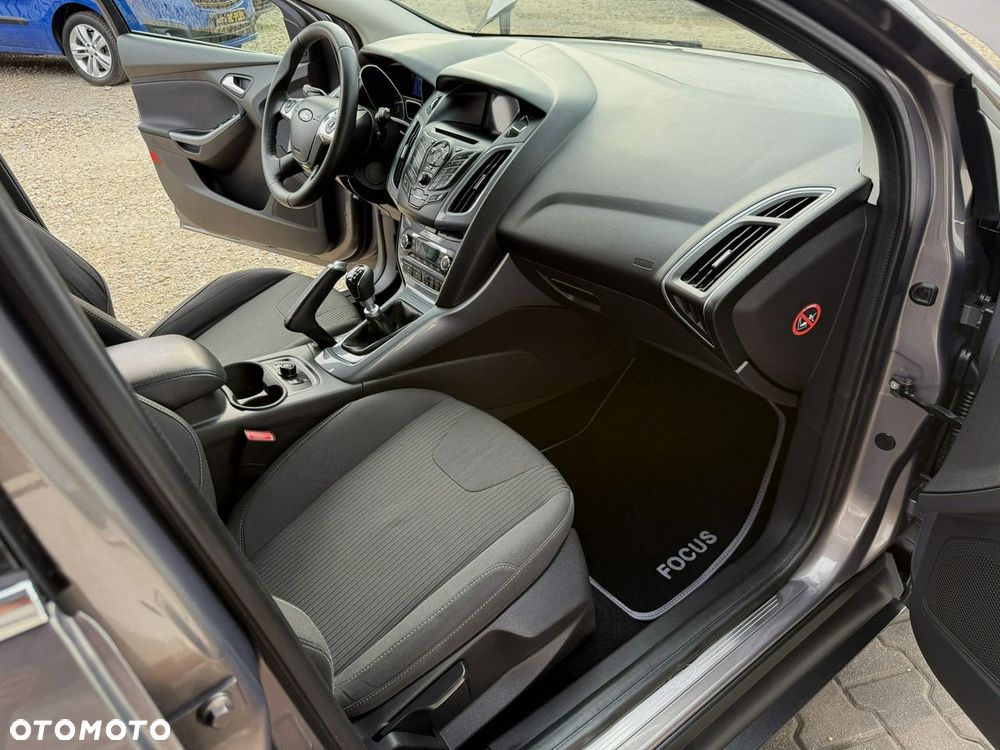 Ford Focus 1.0 EcoBoost STart-Stopp-System TITANIUM - 22
