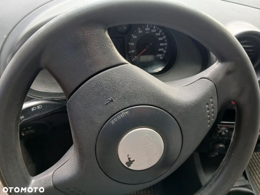 SEAT CORDOBA III 3 LB9A fotel fotele kanapa deska kokpit podsufitka boczek boczki klamka - 4