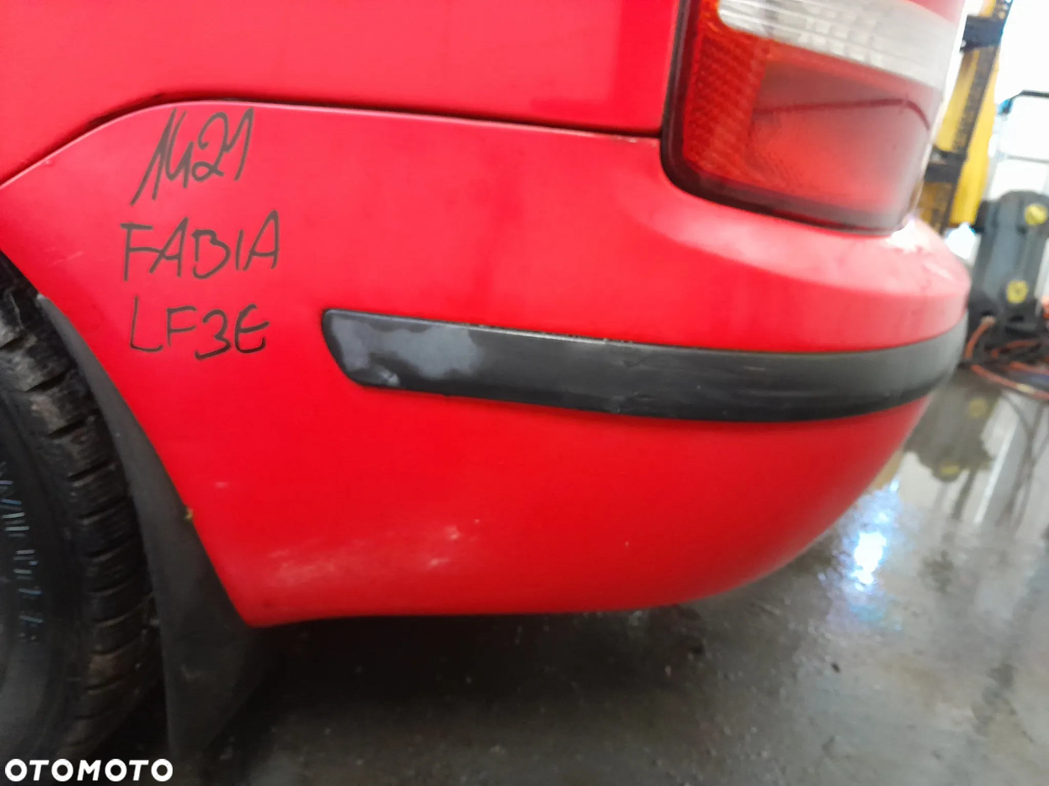 SKODA FABIA ZDERZAK TYLNY TYŁ KOMBI KOLOR: LF3E - 7
