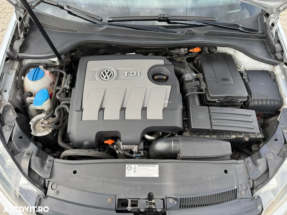 Volkswagen Golf 1.6 TDI BlueMotion Technology Trendline - 11