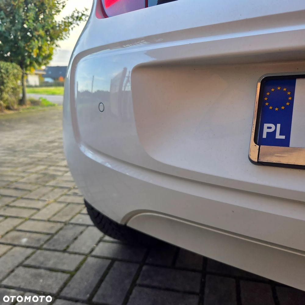 Volkswagen up! - 11