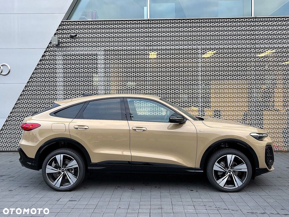 Audi Q5 Sportback - 2