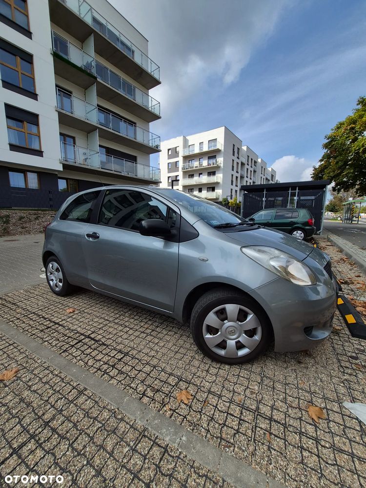 Toyota Yaris - 3