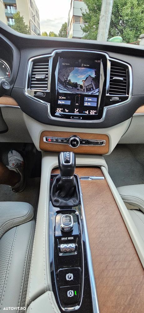 Volvo XC 90 - 16