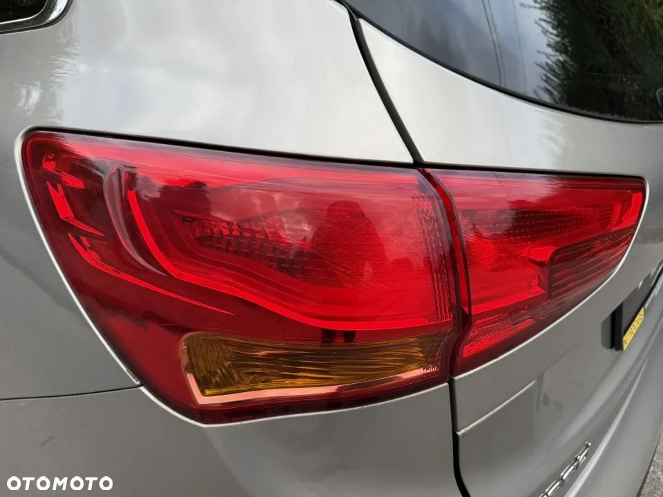 Kia Ceed 1.6 GDI SW Platinum Edition - 10