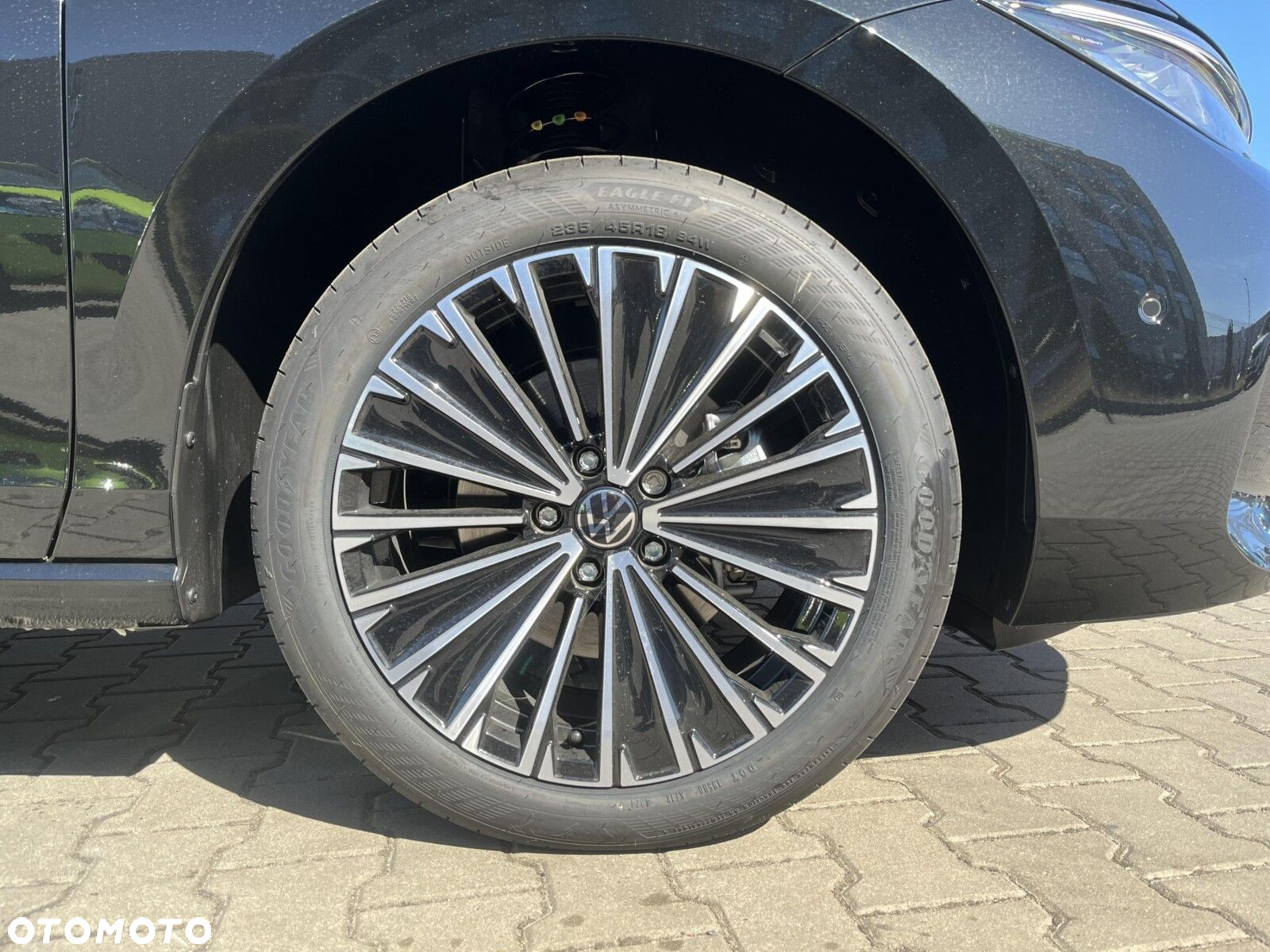 Volkswagen Passat 2.0 TDI SCR Elegance DSG - 10