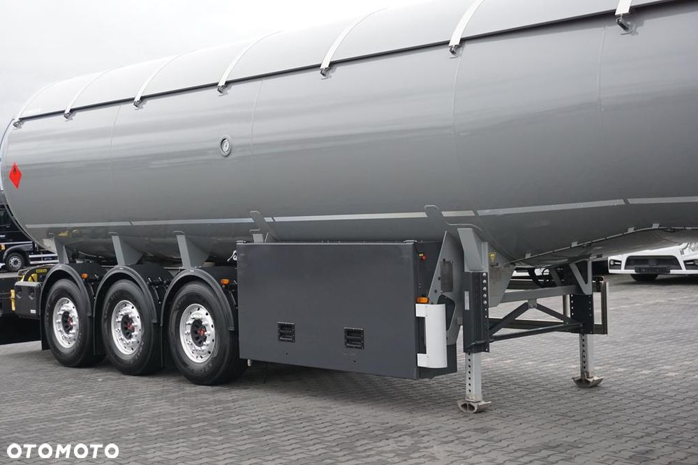 Stokota CYSTERNA / DO GAZU / LPG / 47 895 L / JAK NOWA - 13