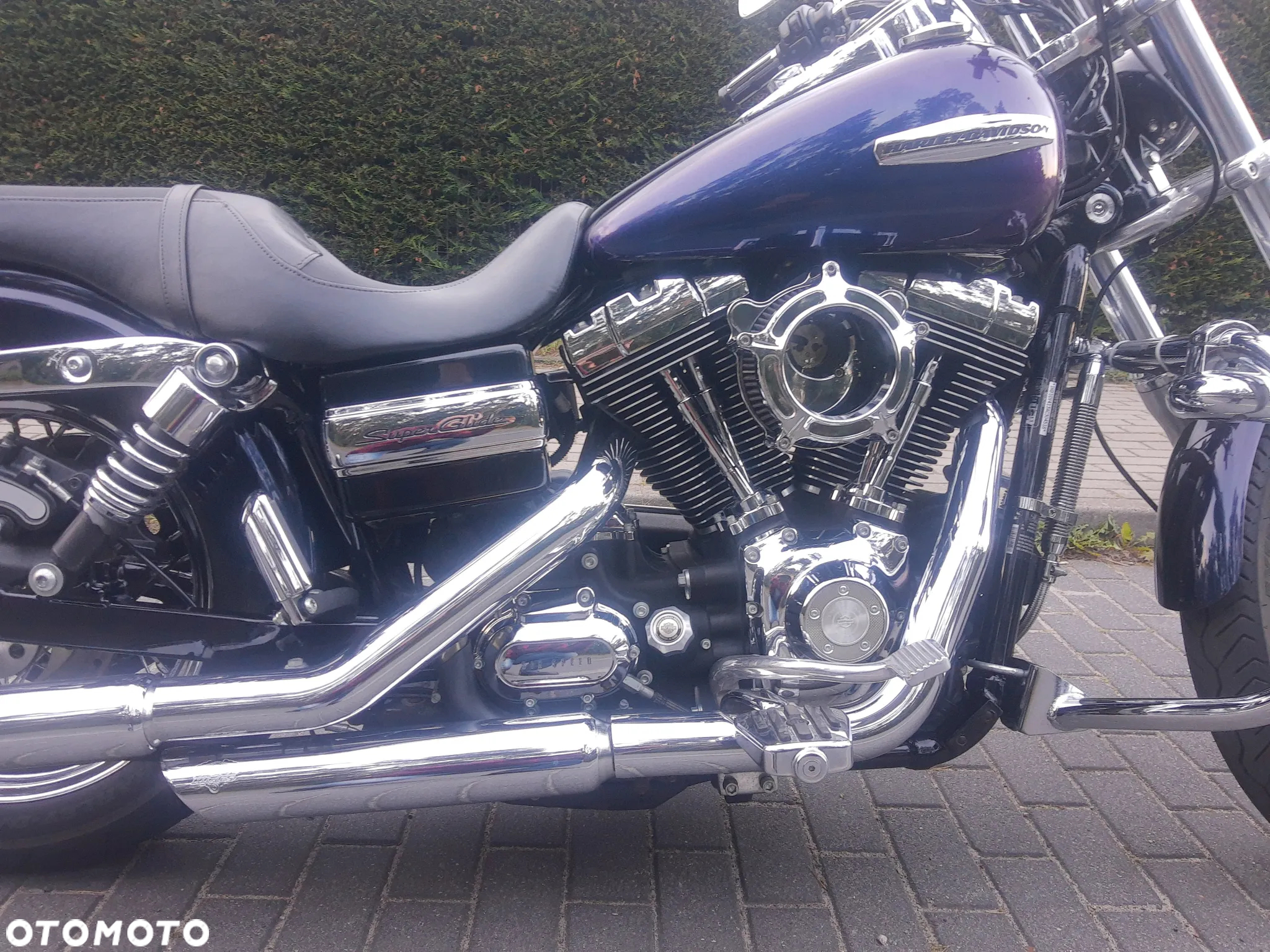 Harley-Davidson Dyna Super Glide - 10
