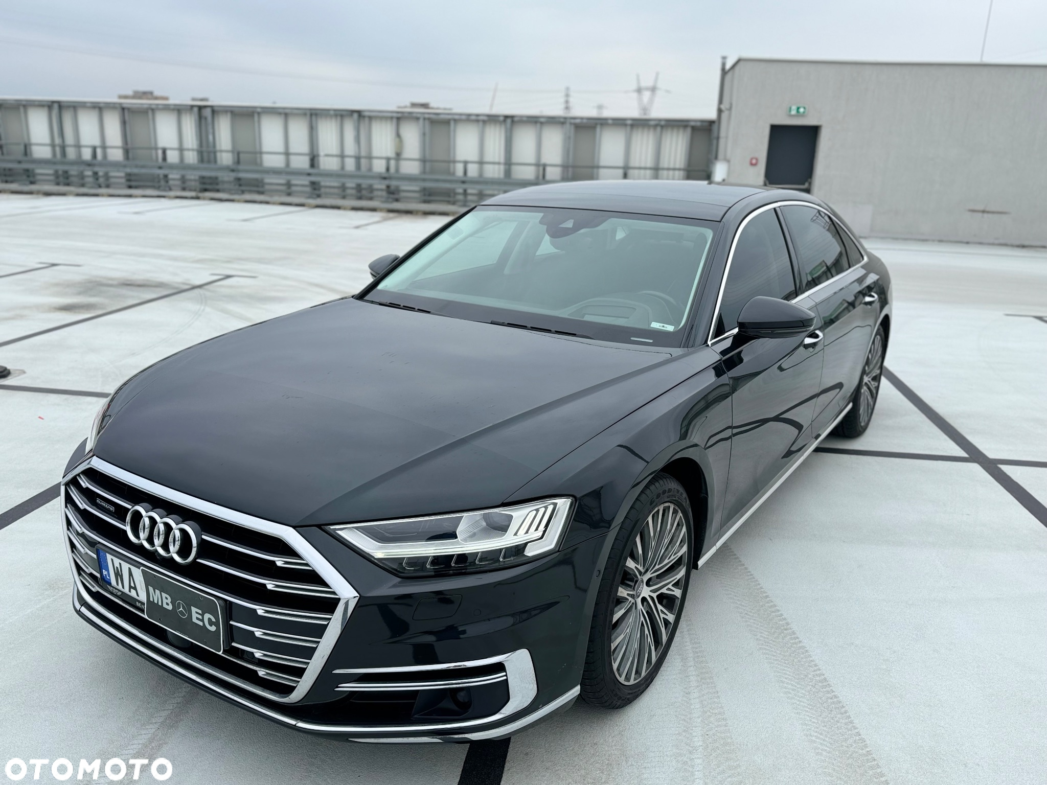 Audi A8 L 55 TFSI quattro tiptronic - 24