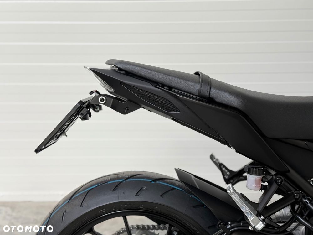 Yamaha MT - 19