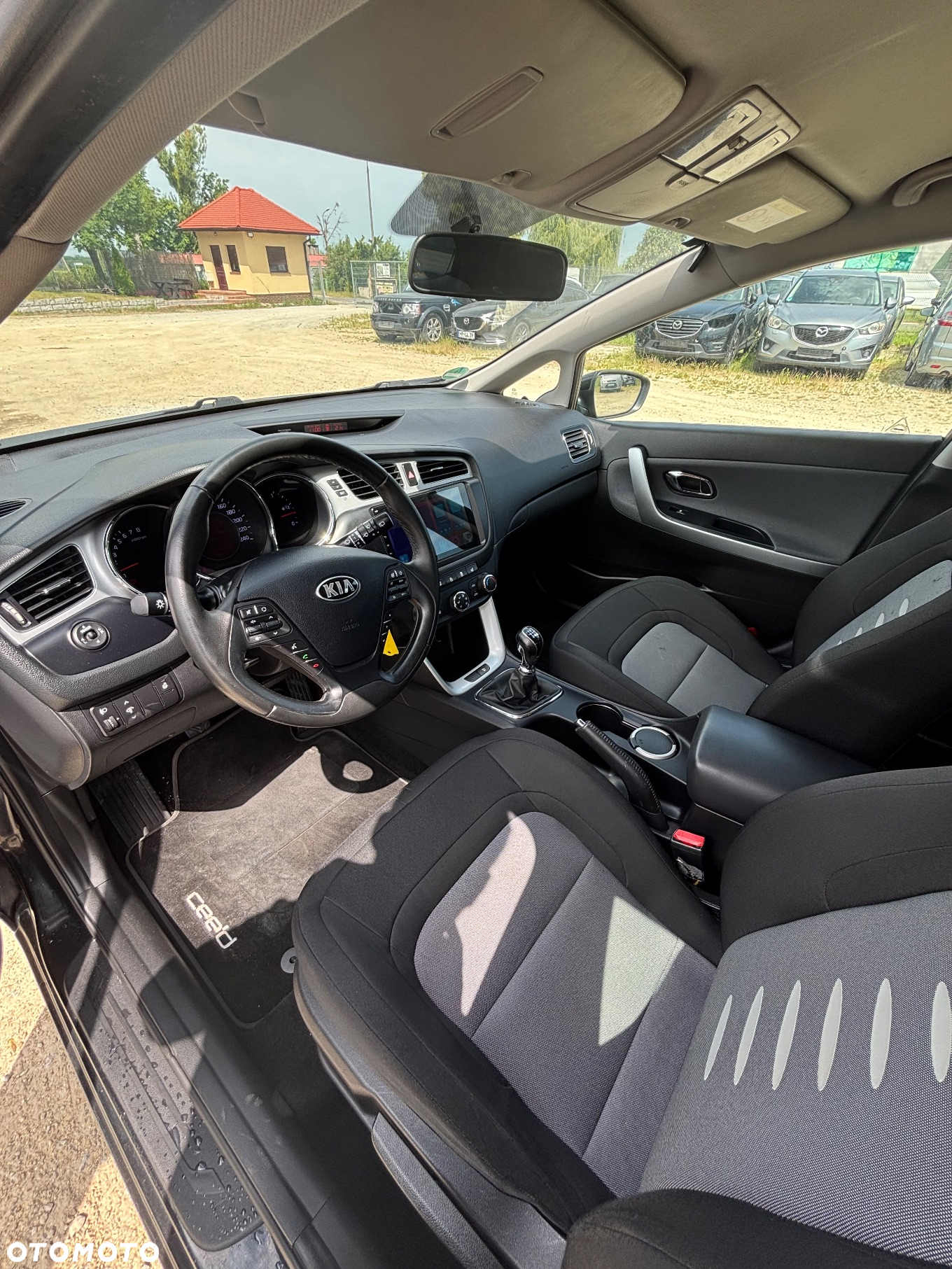 Kia Ceed 1.4 CVVT SW Dream-Team Edition - 11