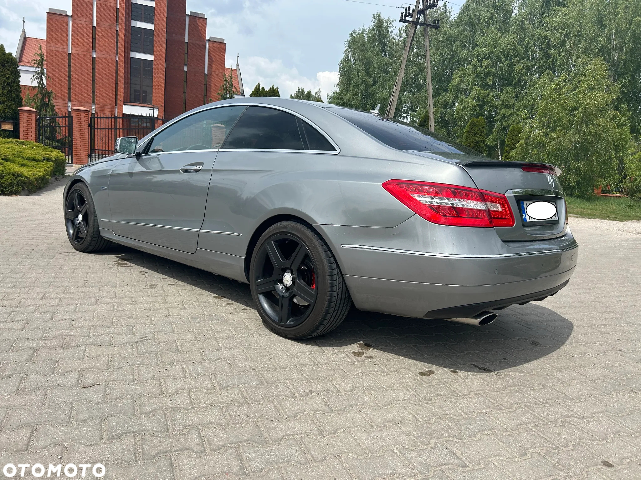 Mercedes-Benz Klasa E 250 CGI BlueEffICIENCY - 4