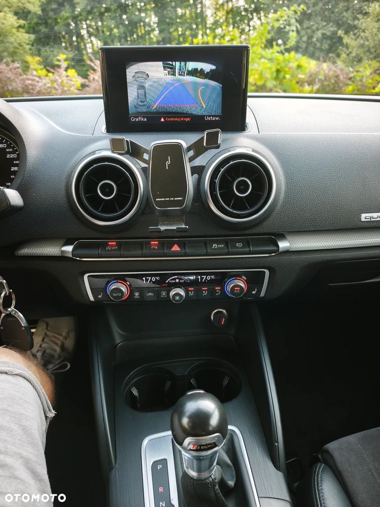 Audi A3 Sportback 2.0 TDI (clean diesel) quattro S tronic Ambiente - 29