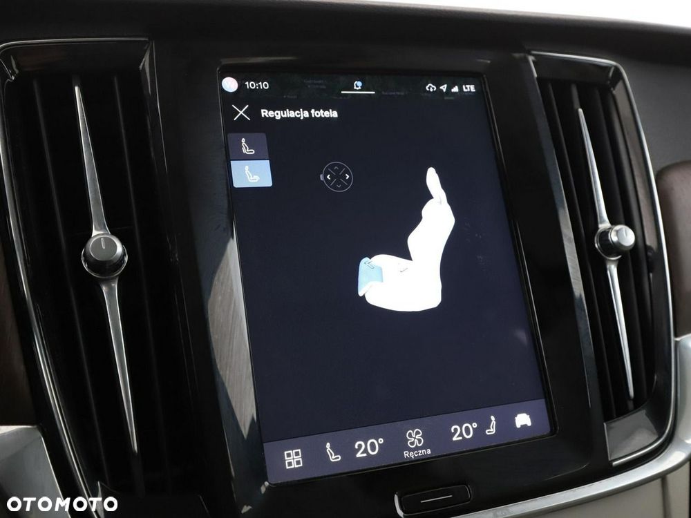 Volvo V90 Cross Country B4 D AWD Pro - 38